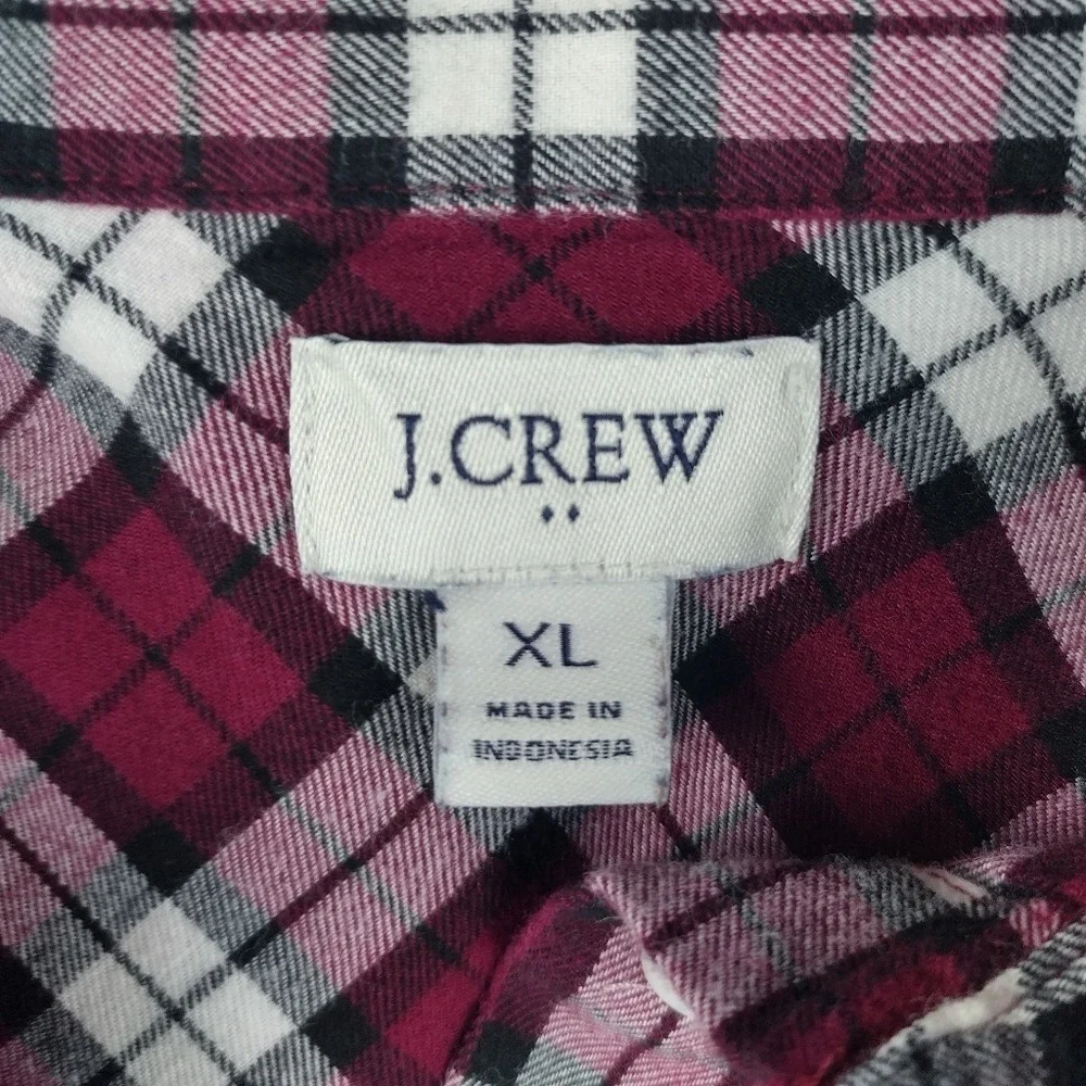 J Crew Men's Size XL Button Up Dress Shirt